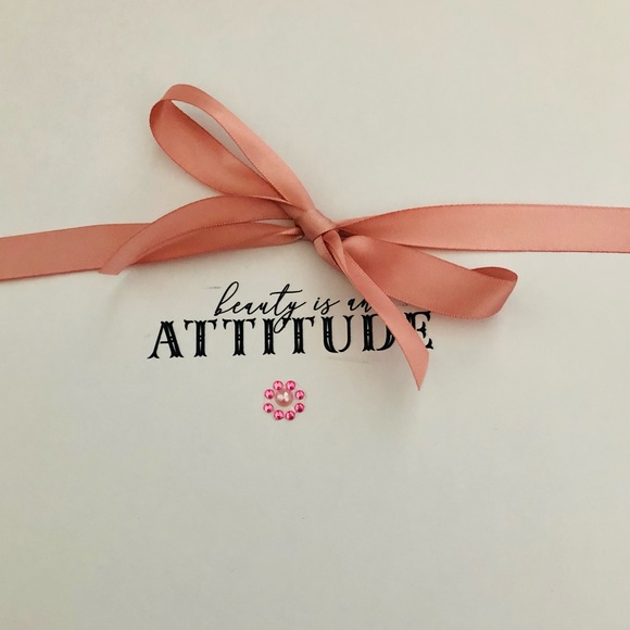 Smiling is ALWAYS in fashion! - Picture 9 of 14